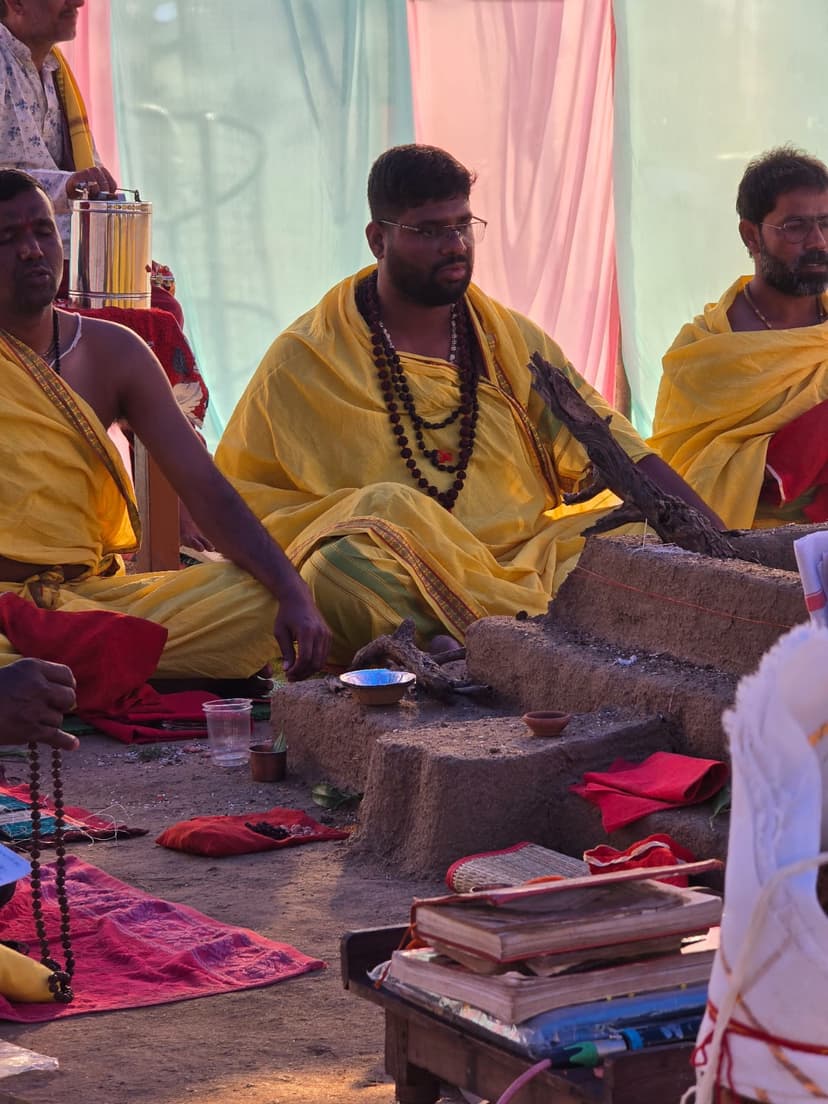 दिव्य यज्ञ एवं सत्संग